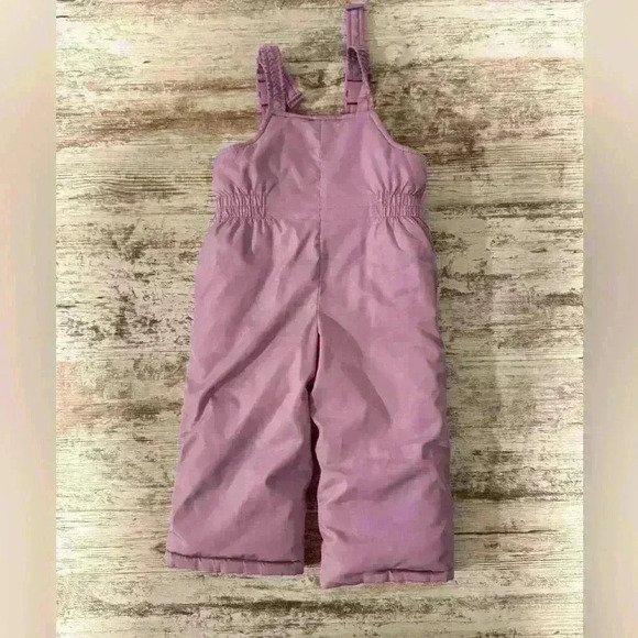 Carters girls people snowsuit size 2t - Picture 4 of 6